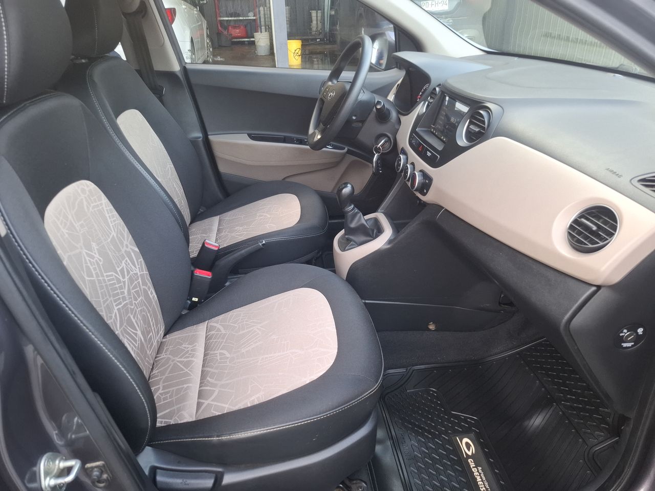 HYUNDAI - 11