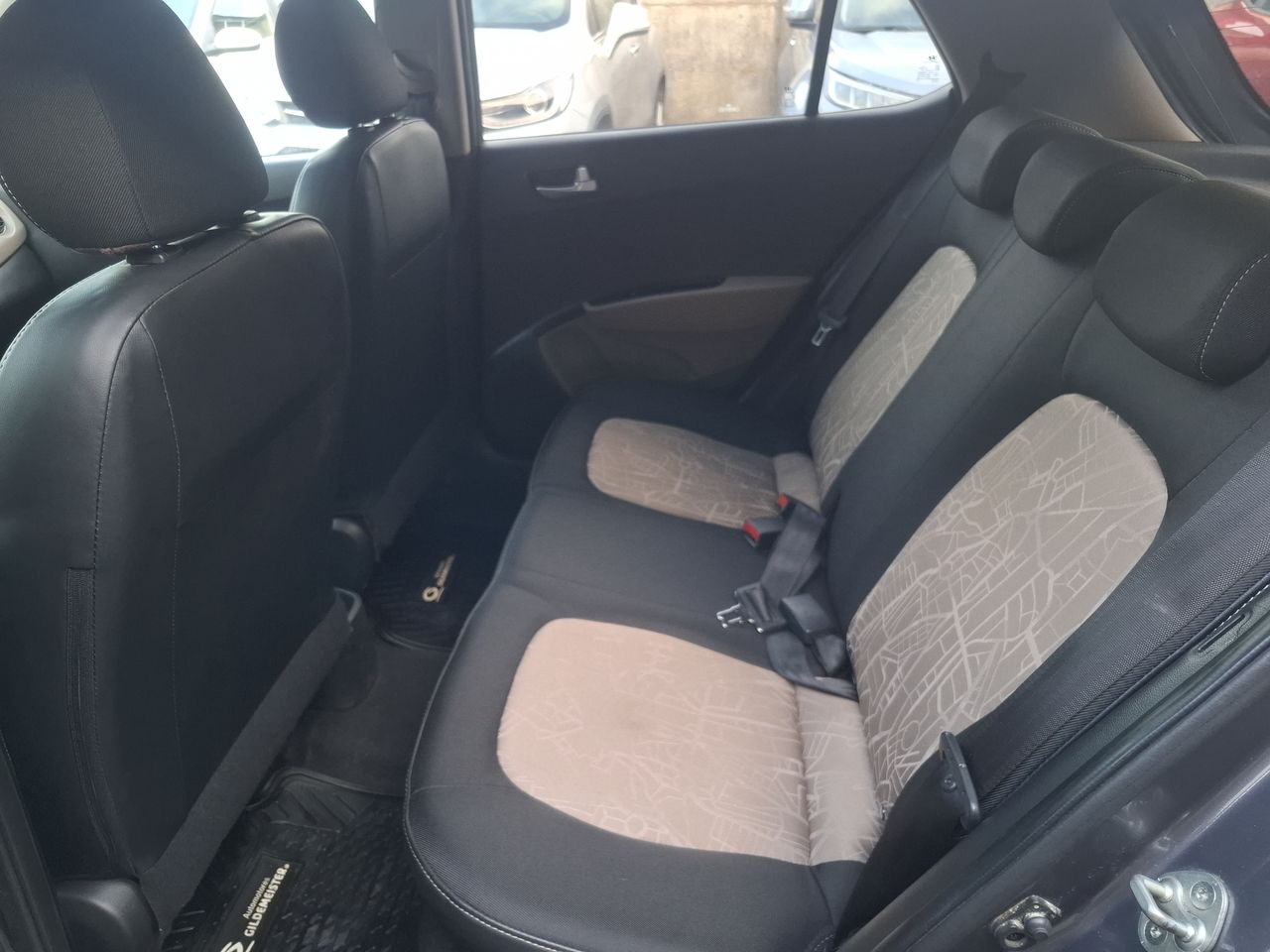 HYUNDAI - 14