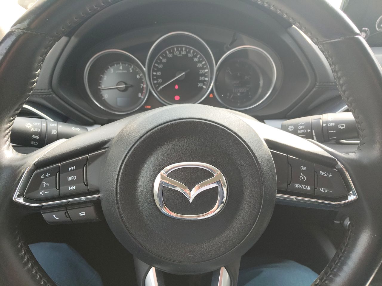 MAZDA - 27