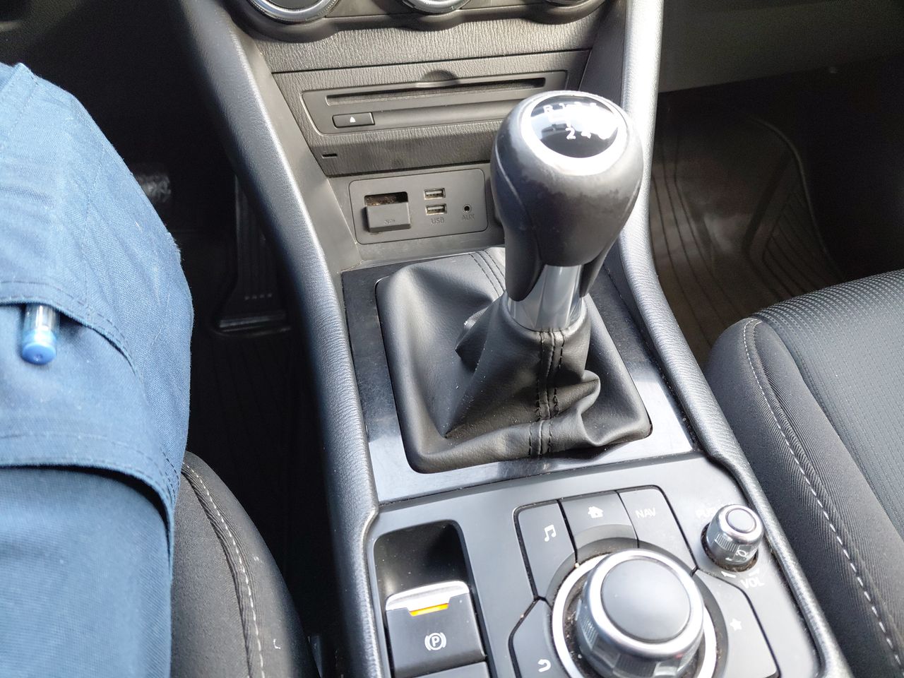 MAZDA - 24