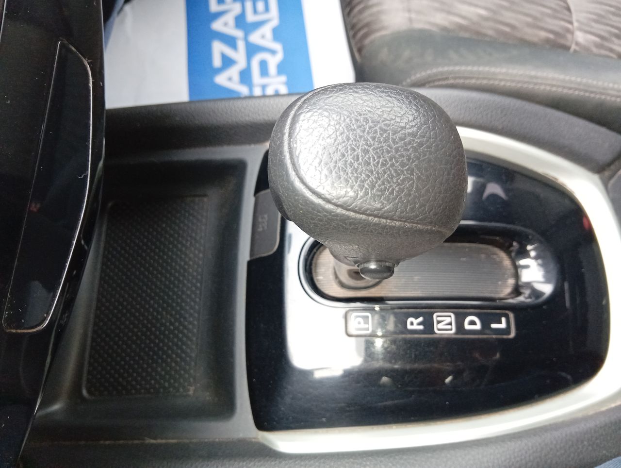 NISSAN - 29