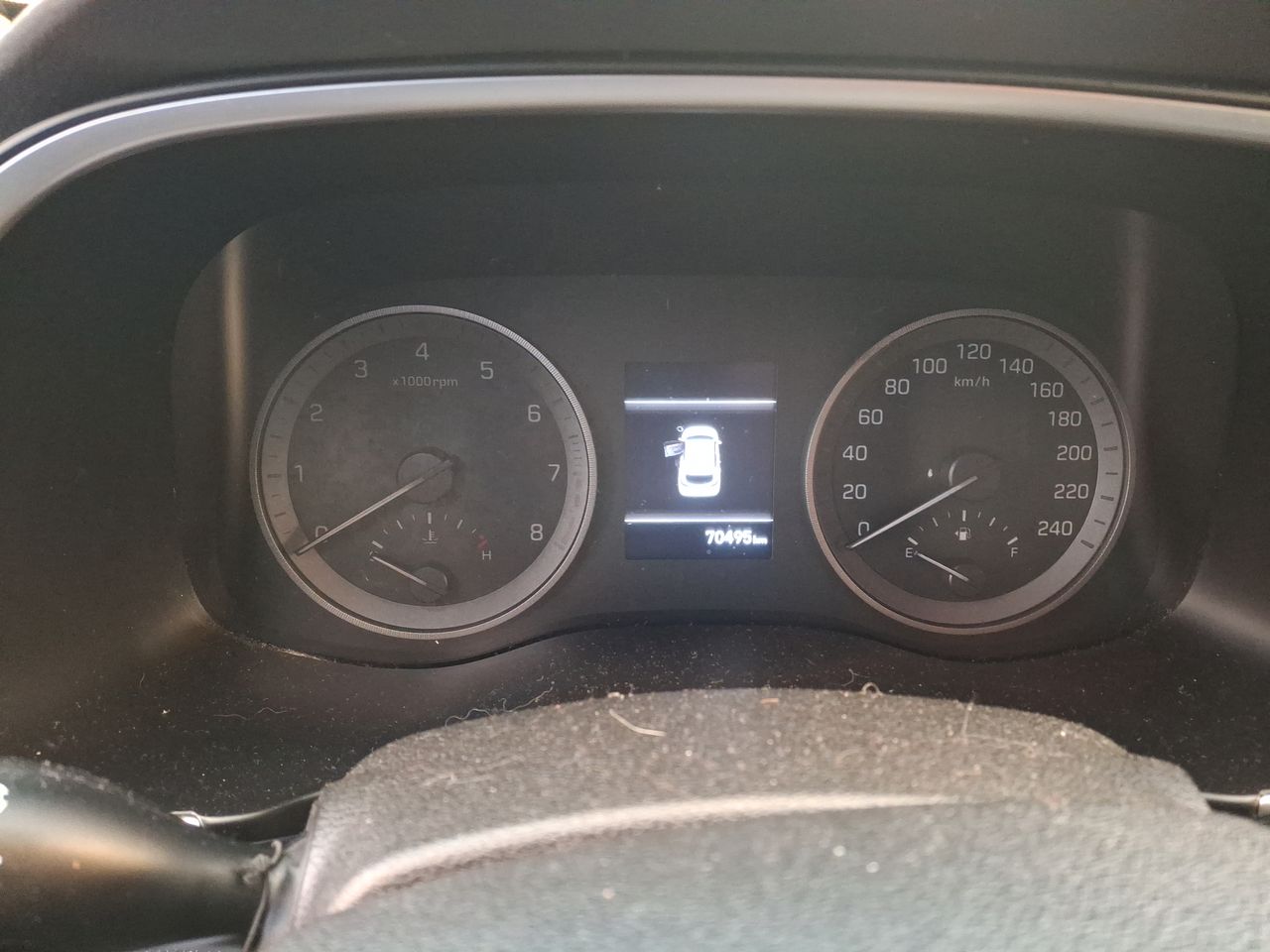 HYUNDAI - 27