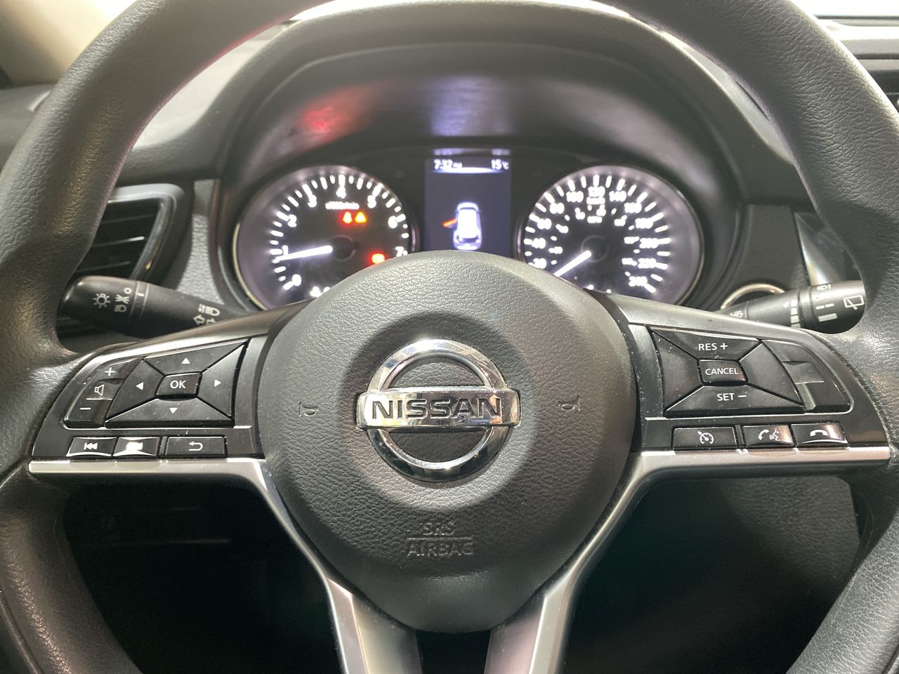 NISSAN - 30
