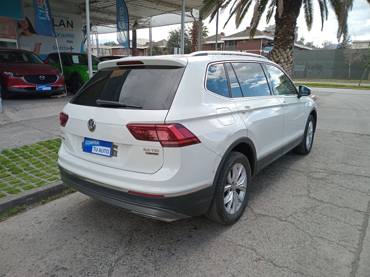 VOLKSWAGEN - 6