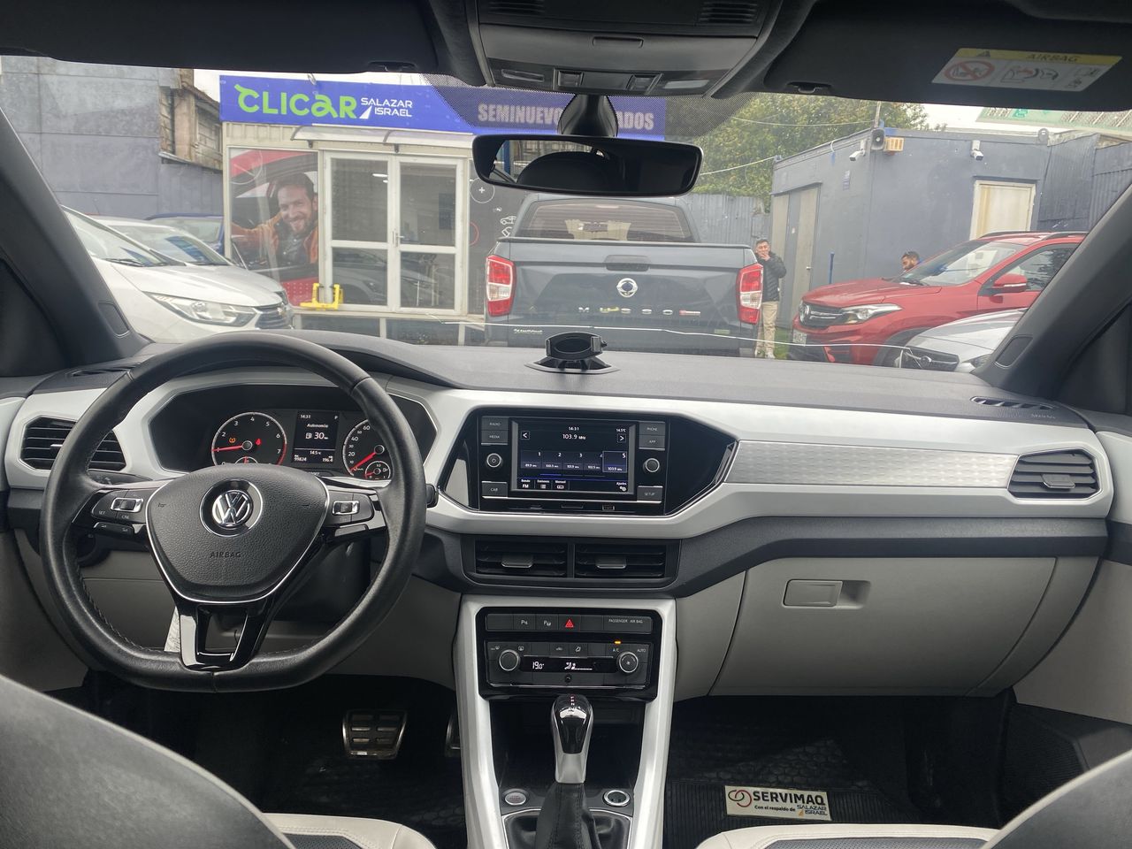 VOLKSWAGEN - 9