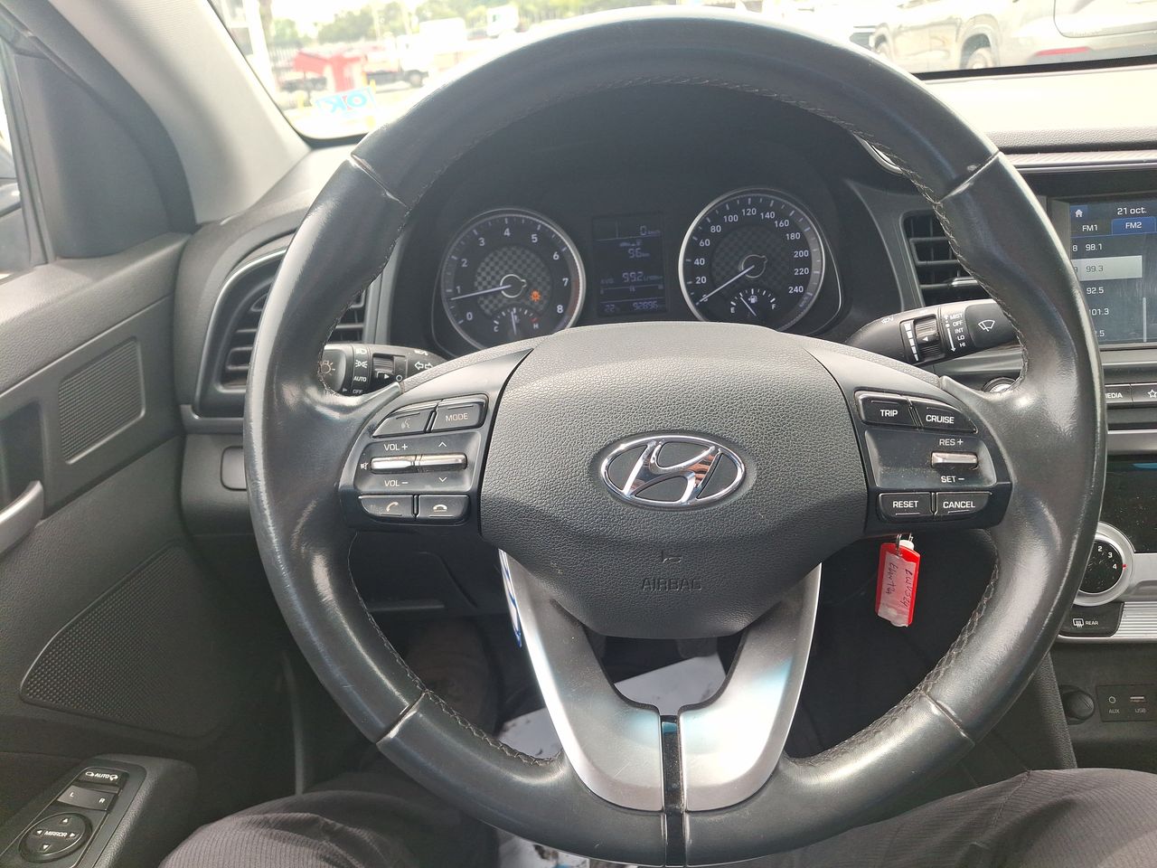 HYUNDAI - 22