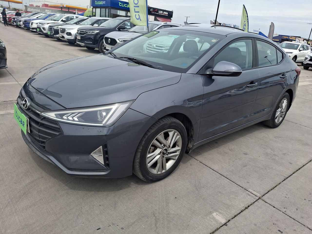 HYUNDAI - 3
