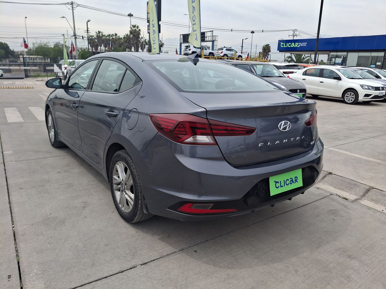HYUNDAI - 5