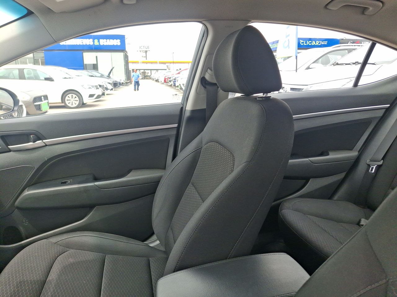 HYUNDAI - 11