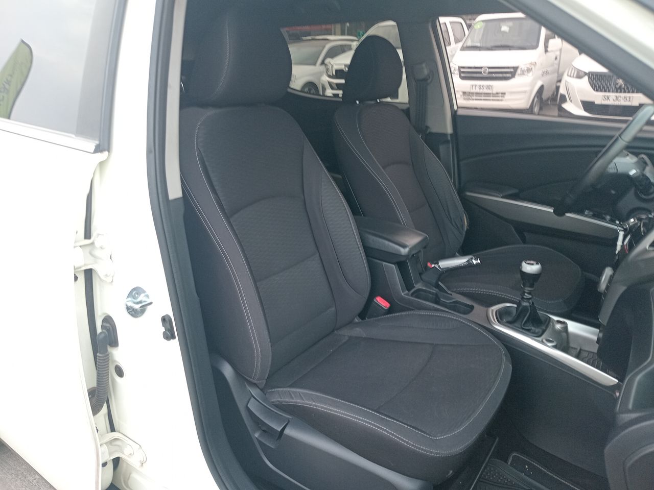 SSANGYONG - 22