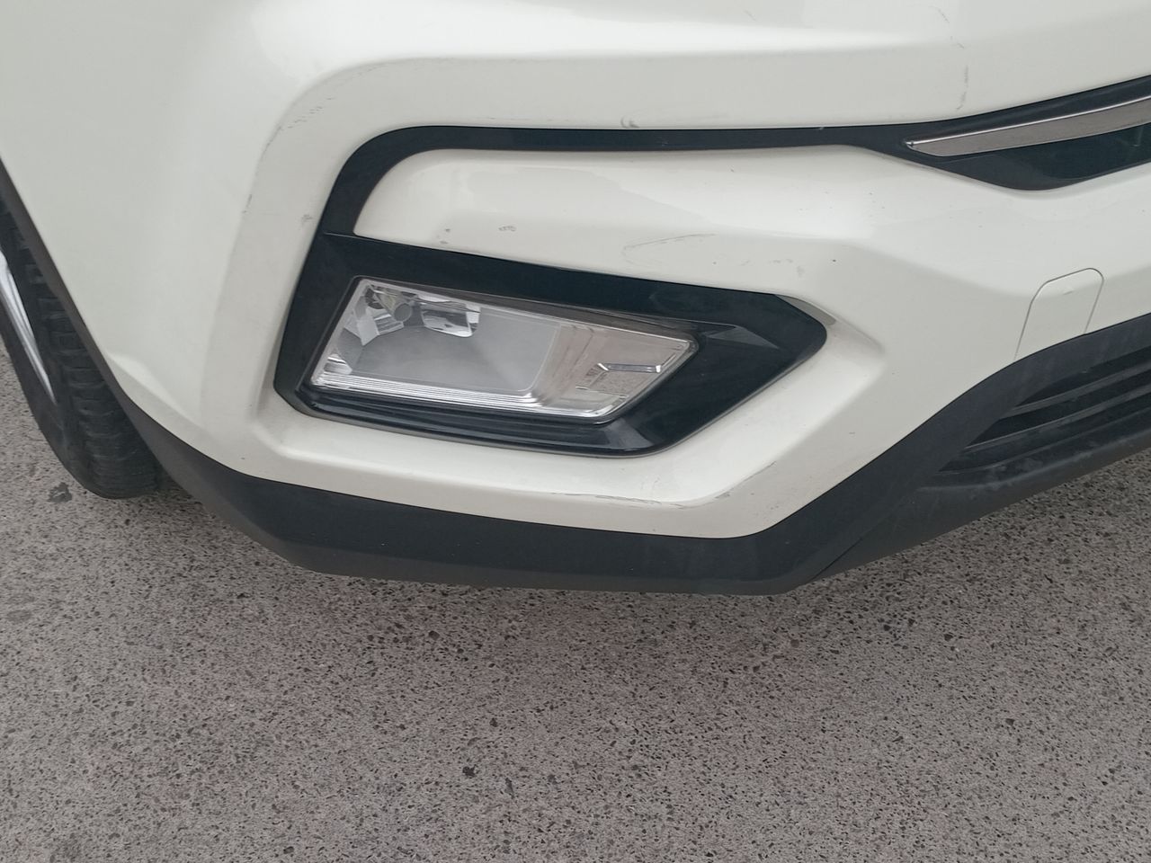 SSANGYONG - 8