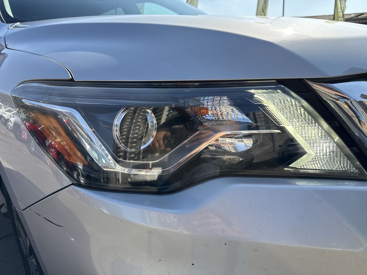 NISSAN - 18