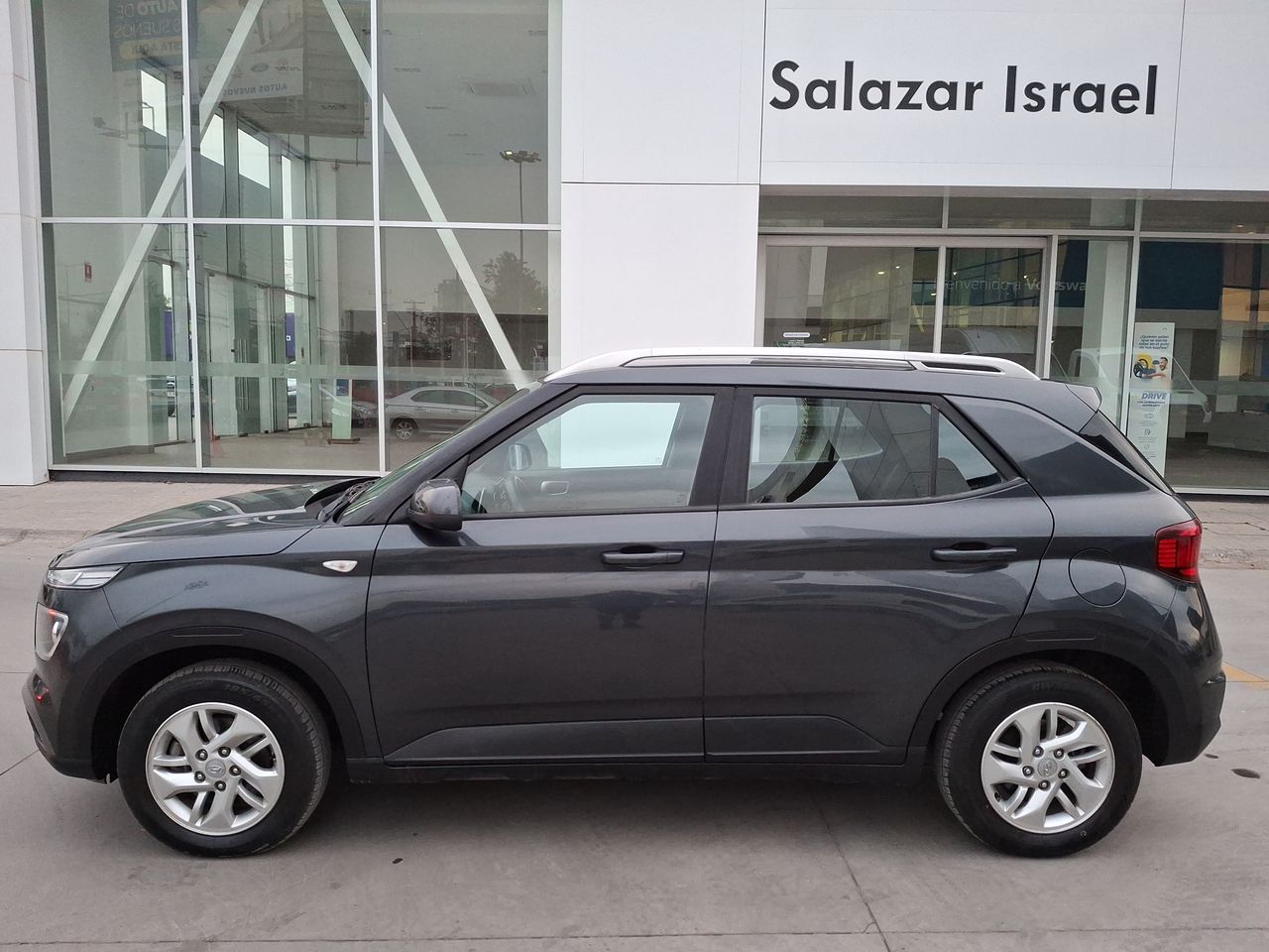 HYUNDAI - 4
