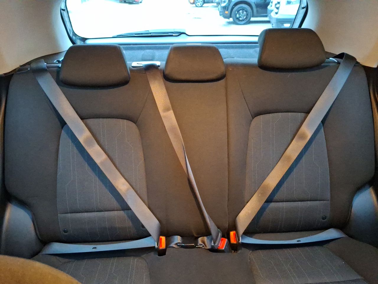HYUNDAI - 13