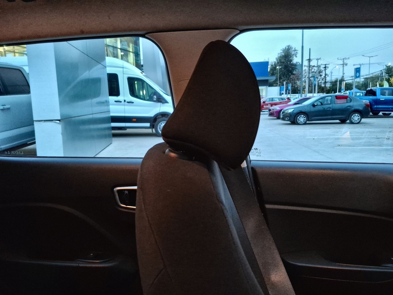 HYUNDAI - 15