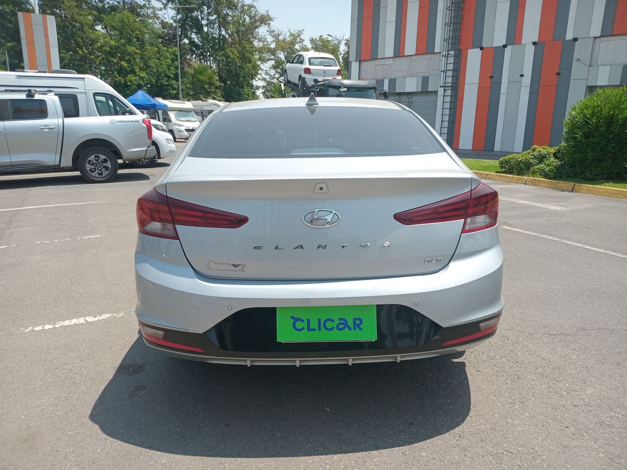 HYUNDAI - 6