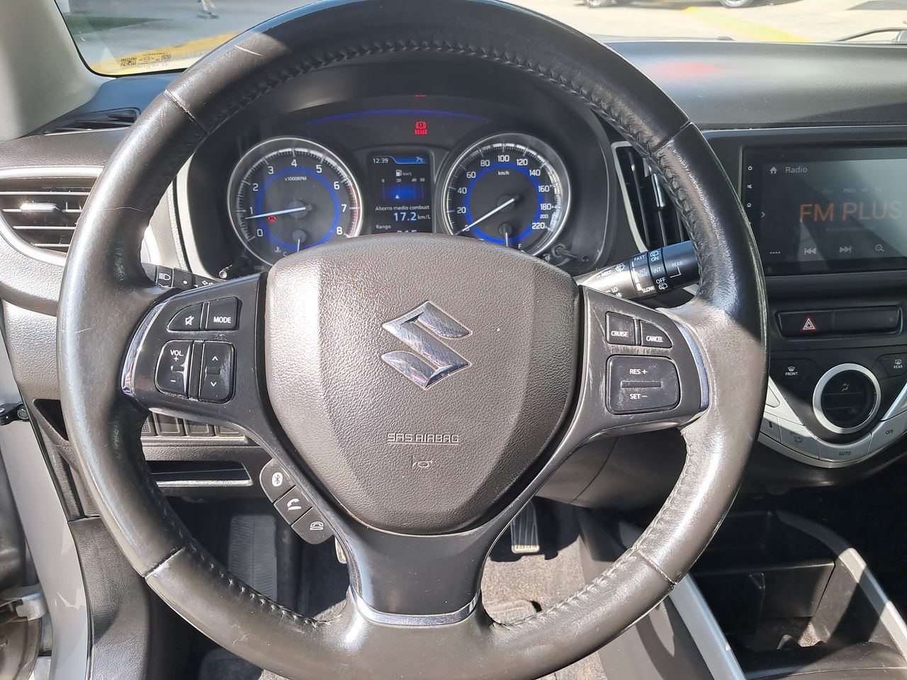 SUZUKI - 24