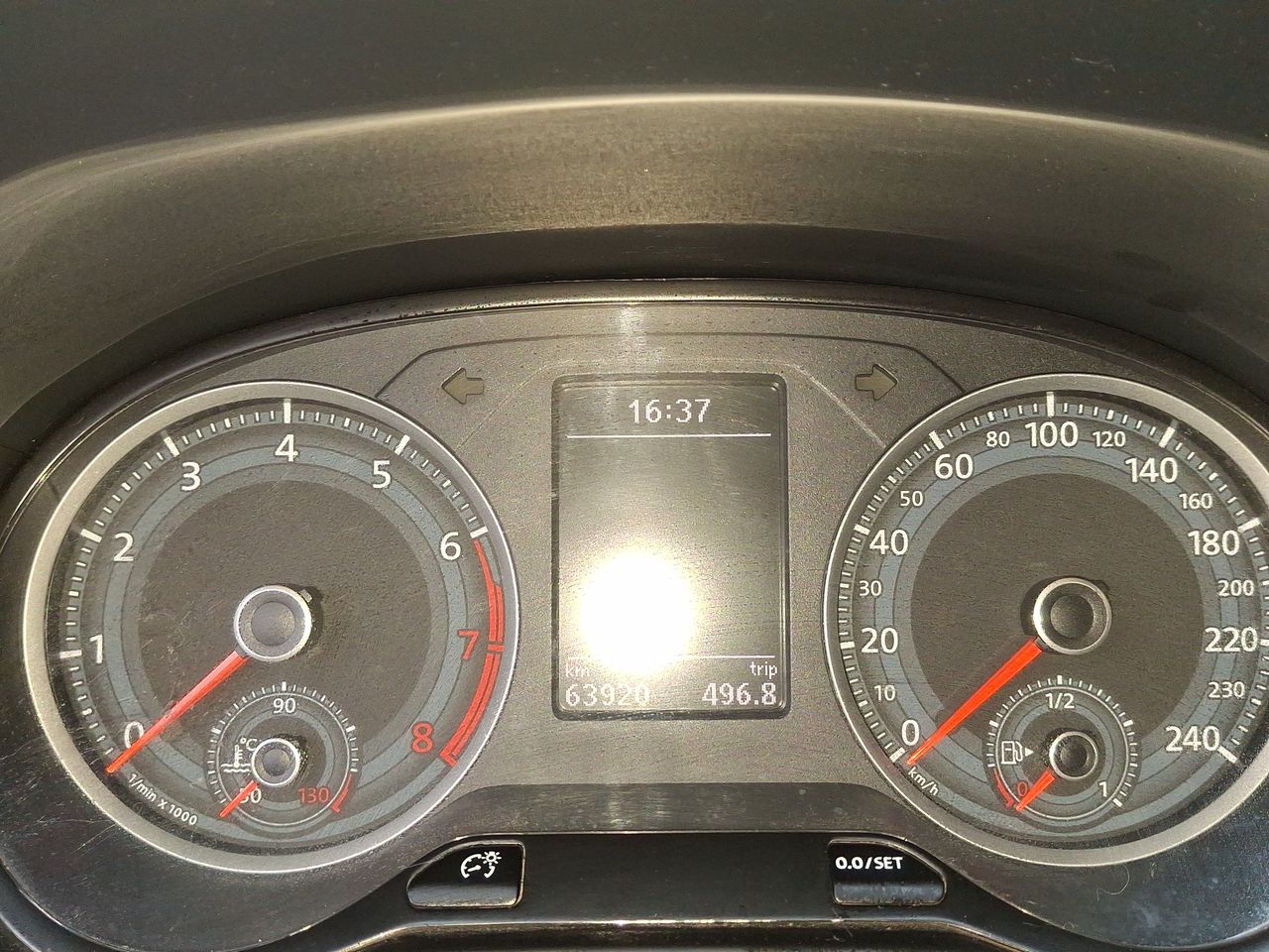 VOLKSWAGEN - 26