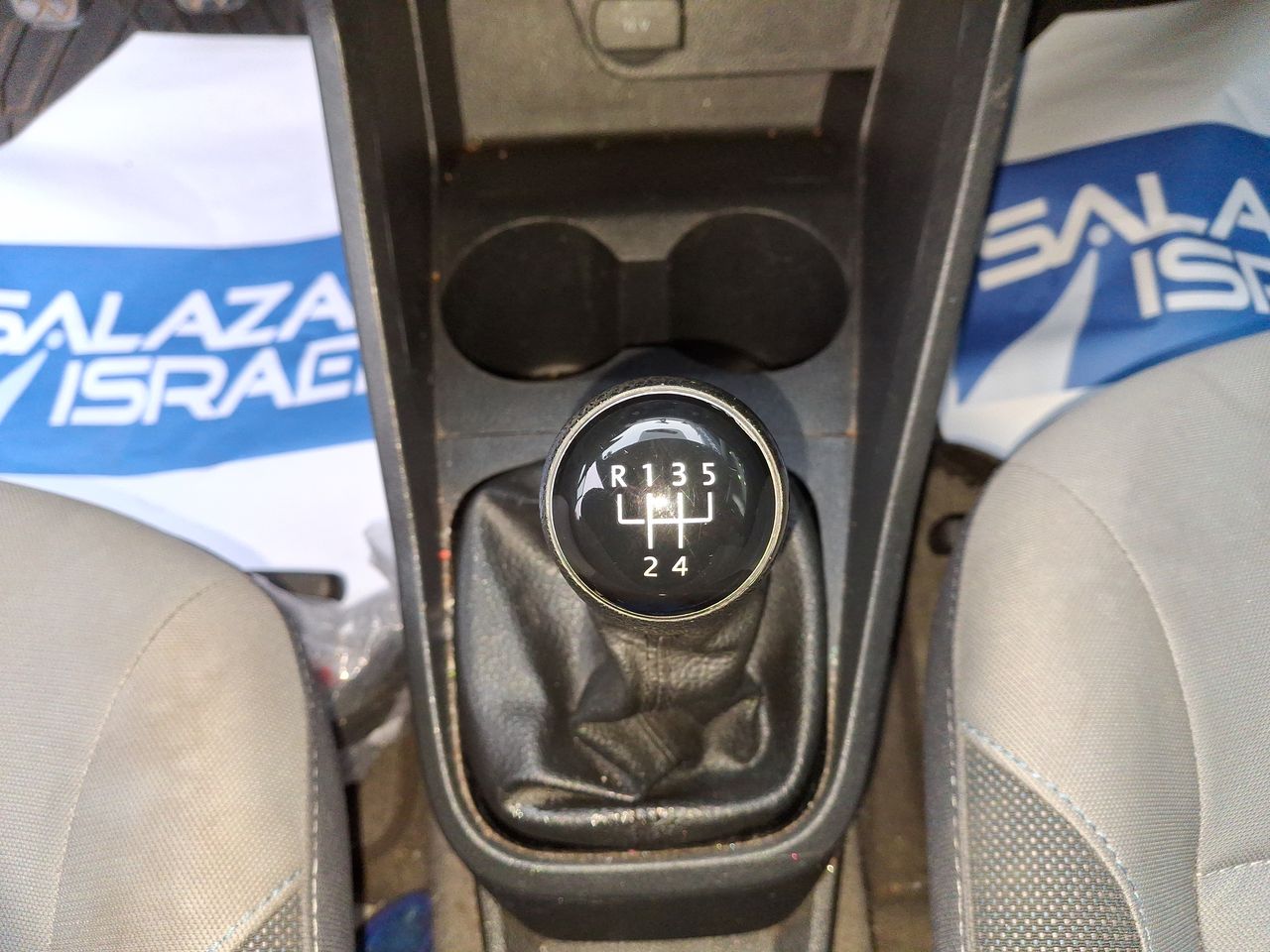 VOLKSWAGEN - 30
