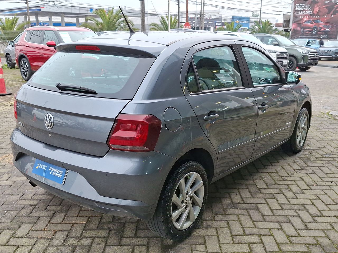 VOLKSWAGEN - 7
