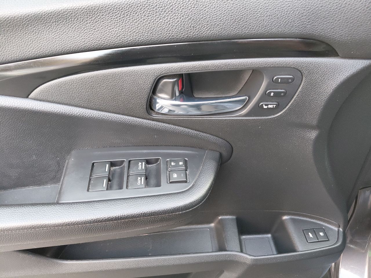 Honda Pilot — foto 14 de 29
