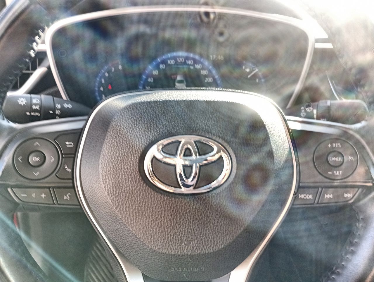 TOYOTA - 27