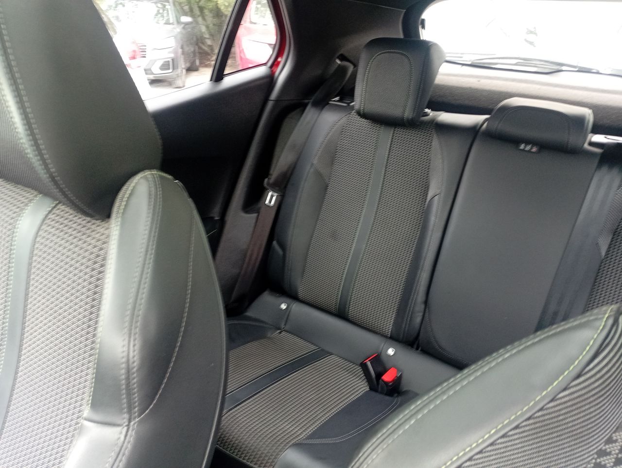 PEUGEOT - 4
