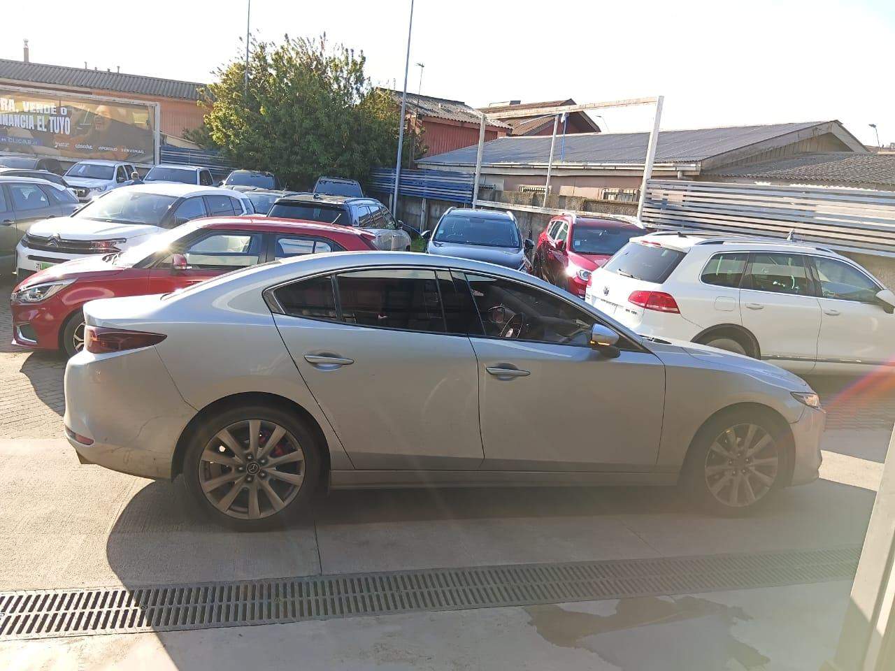 MAZDA - 3