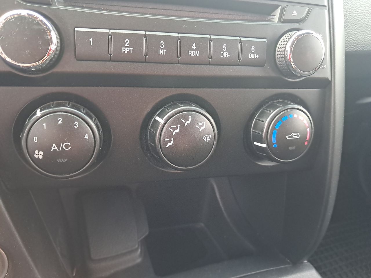 SSANGYONG - 30