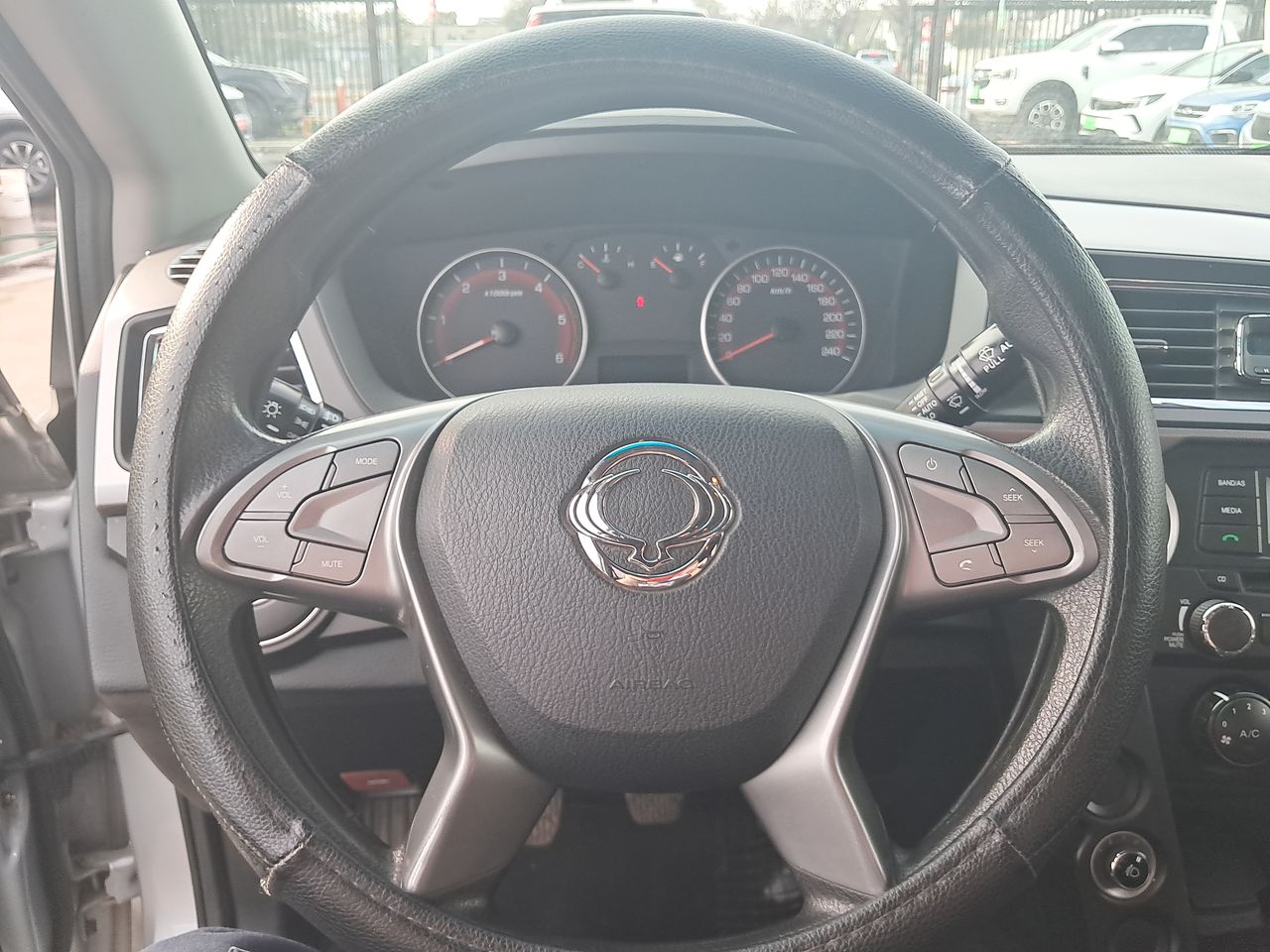 SSANGYONG - 25