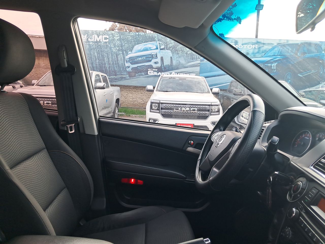 SSANGYONG - 15