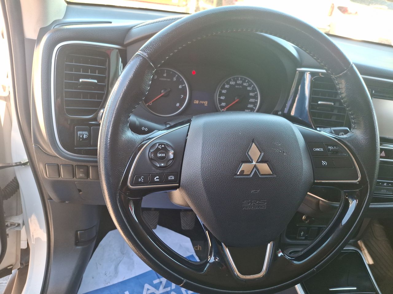 MITSUBISHI - 25