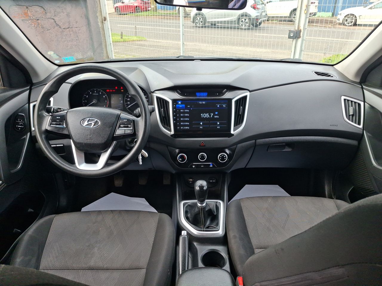 HYUNDAI - 32