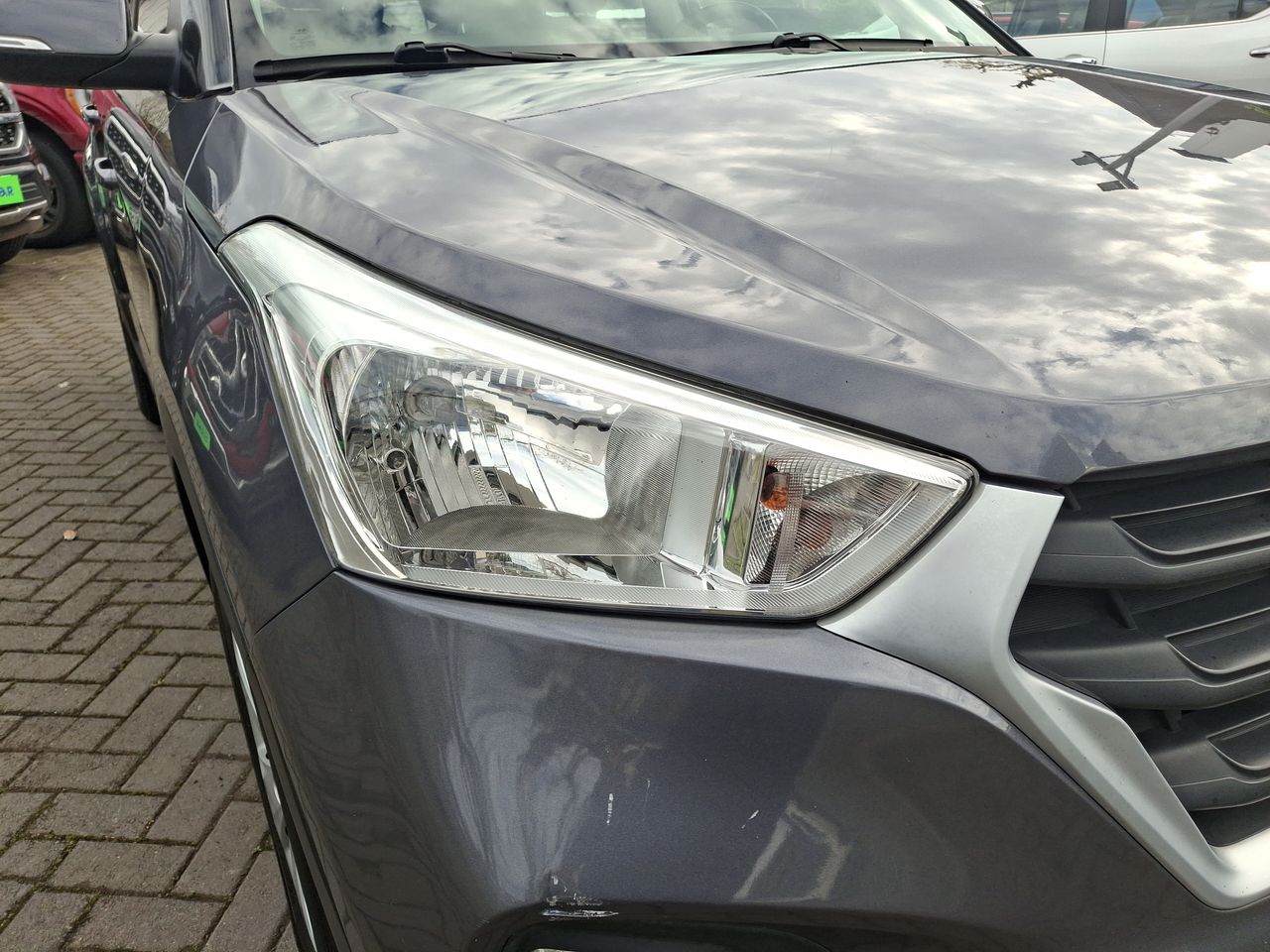 HYUNDAI - 18