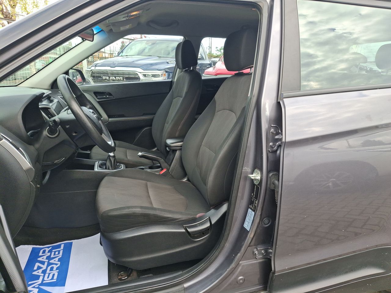 HYUNDAI - 24