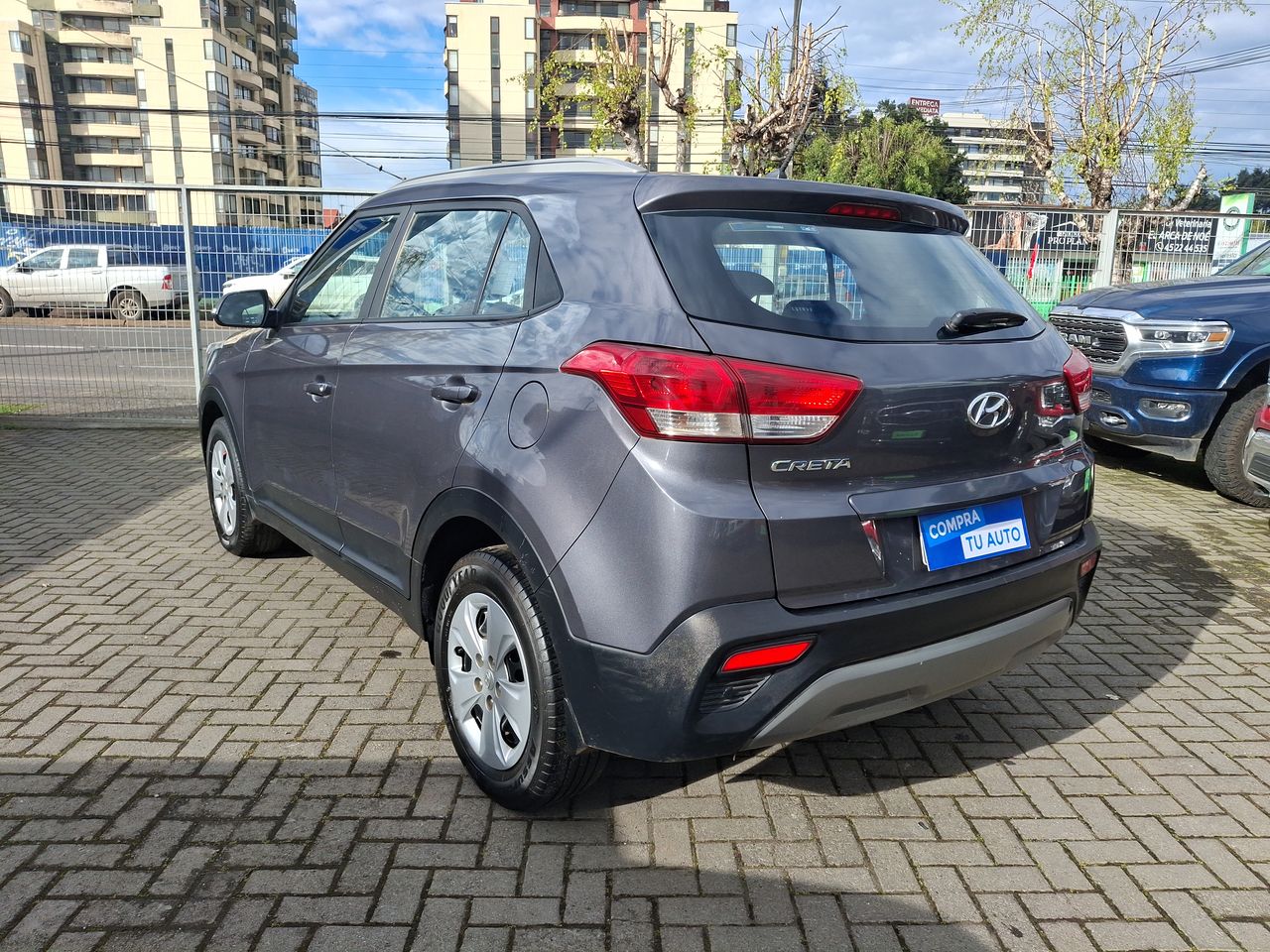 HYUNDAI - 5