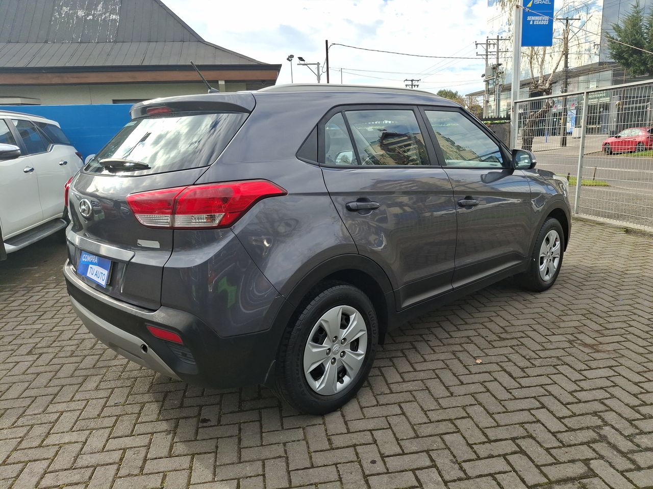 HYUNDAI - 7
