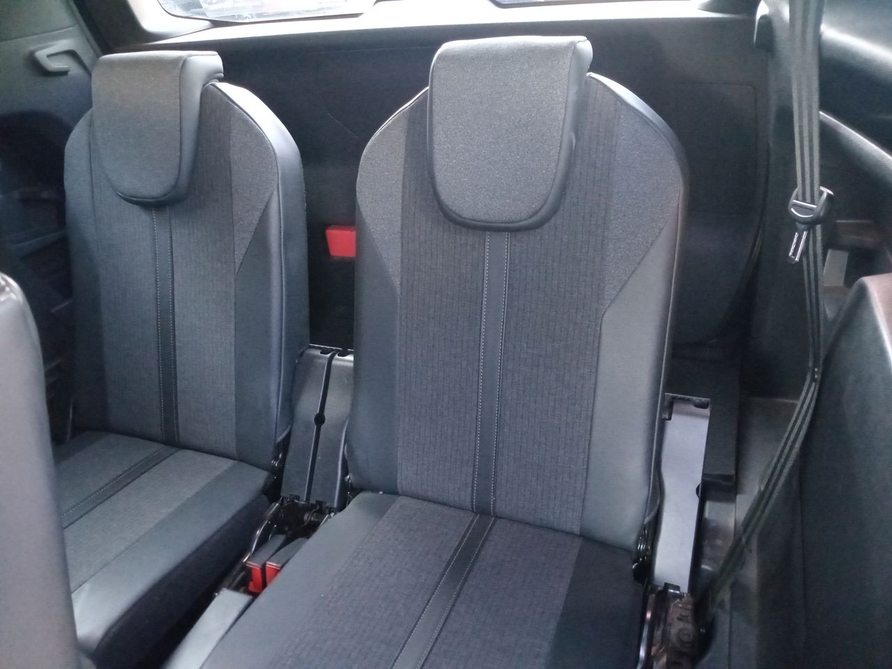 Peugeot 5008 — foto 35 de 36