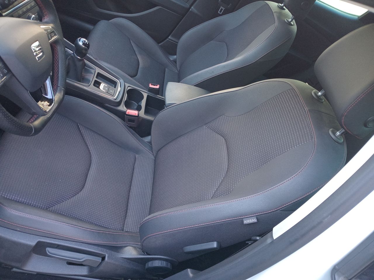 SEAT - 25