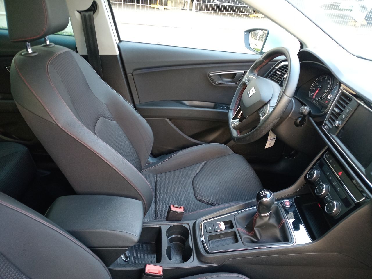 SEAT - 16