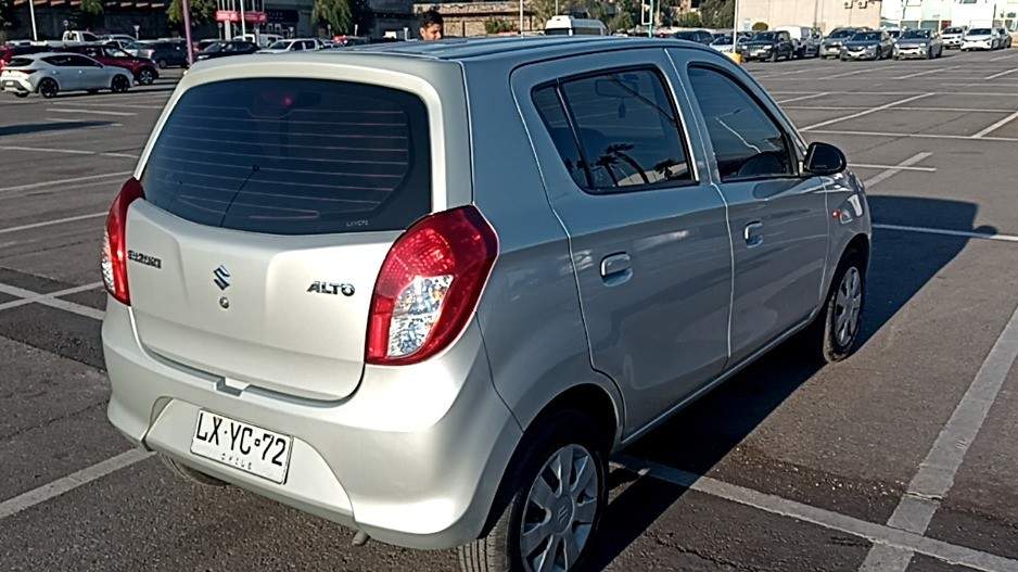 SUZUKI - 4