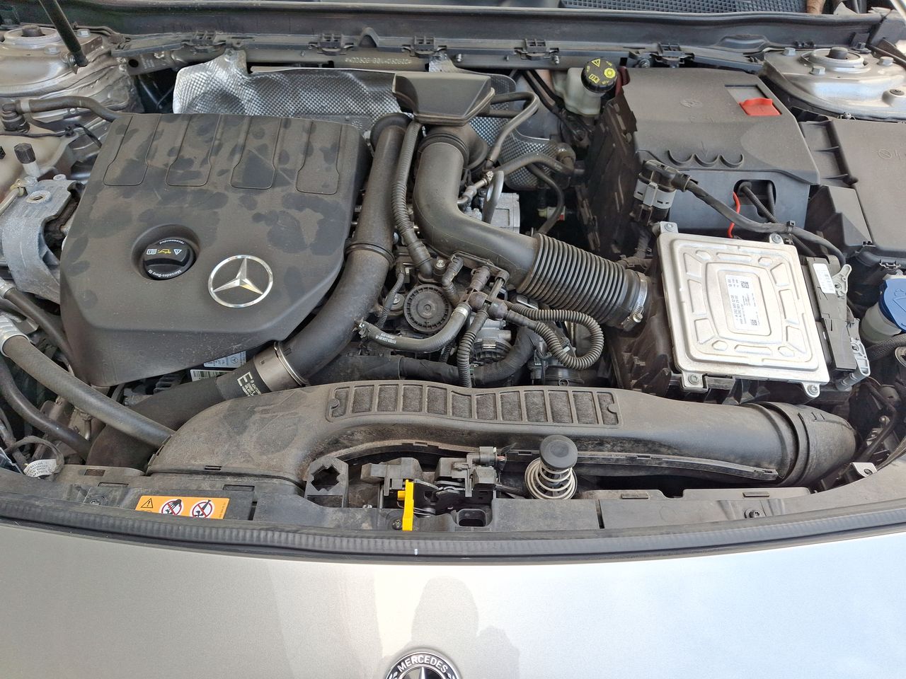 MERCEDES BENZ - 18