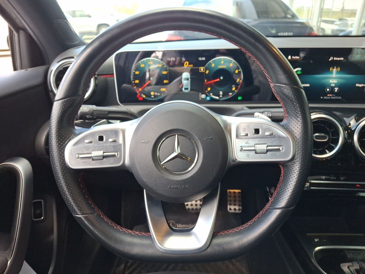 MERCEDES BENZ - 25