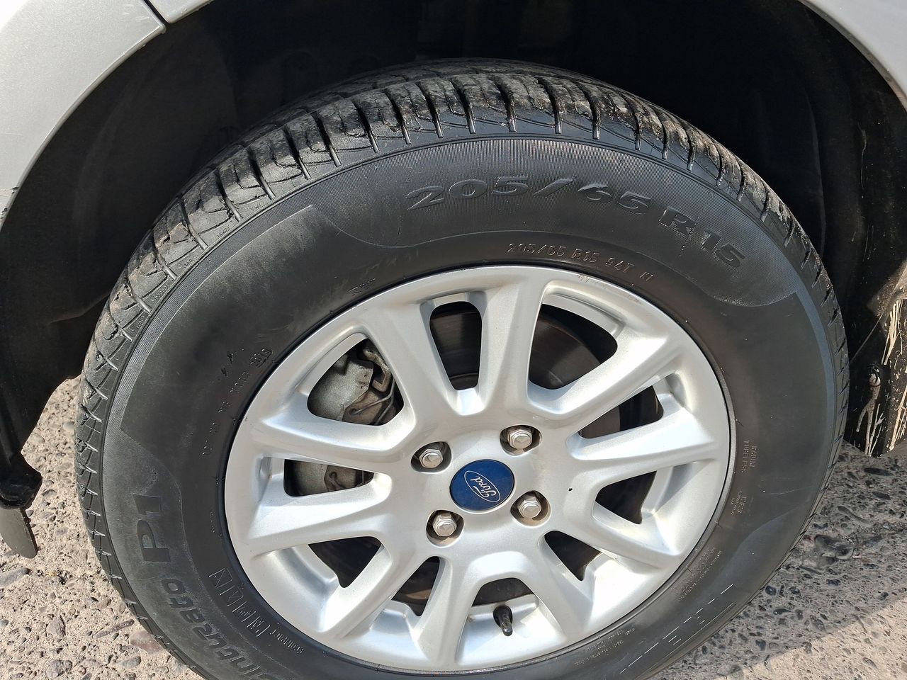 Ford Ecosport — foto 16 de 35