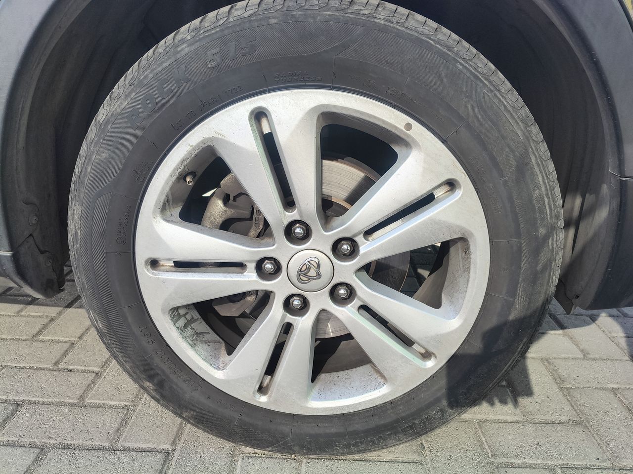 Lexus Nx450 — foto 10 de 23
