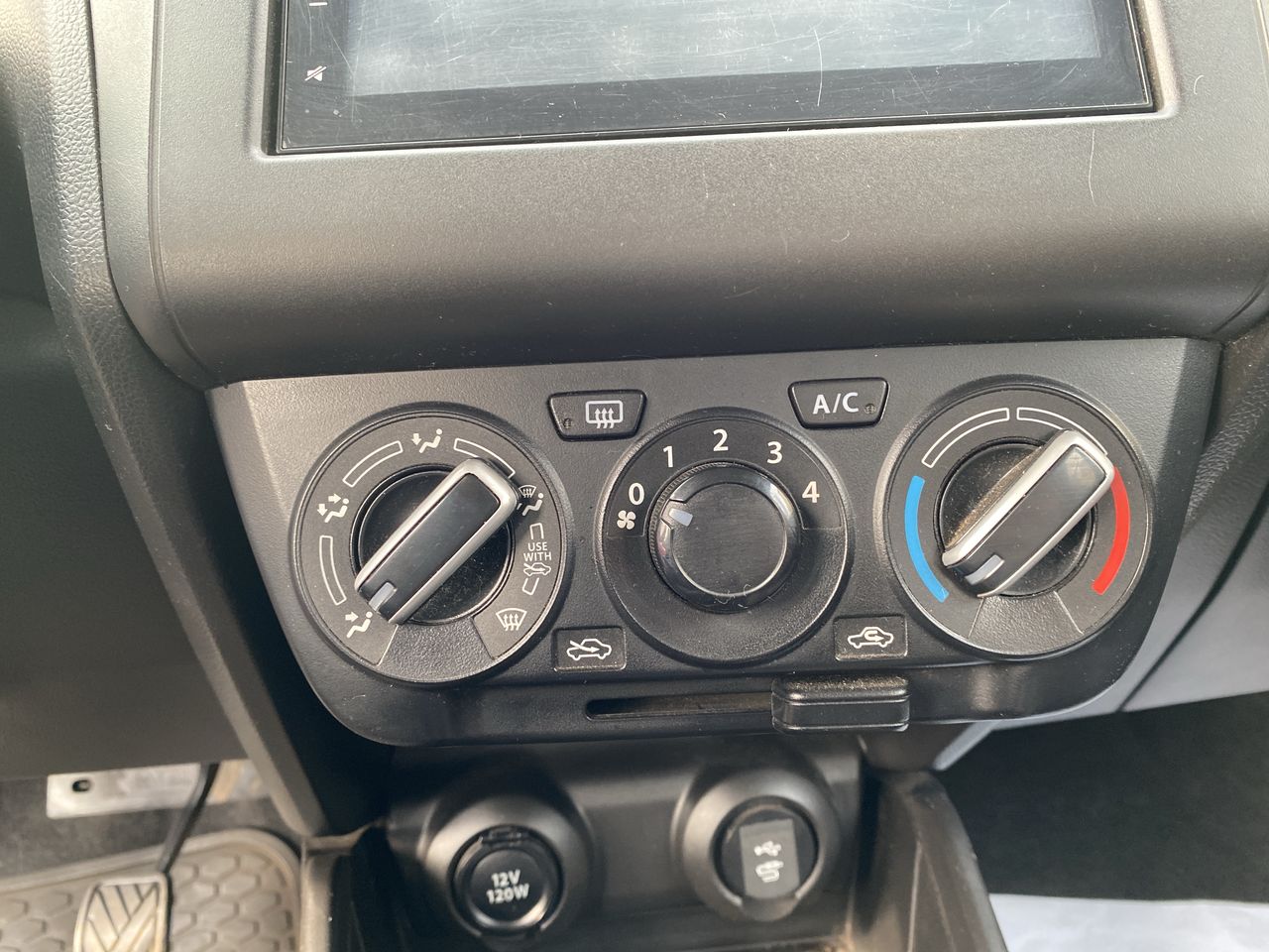SUZUKI - 27