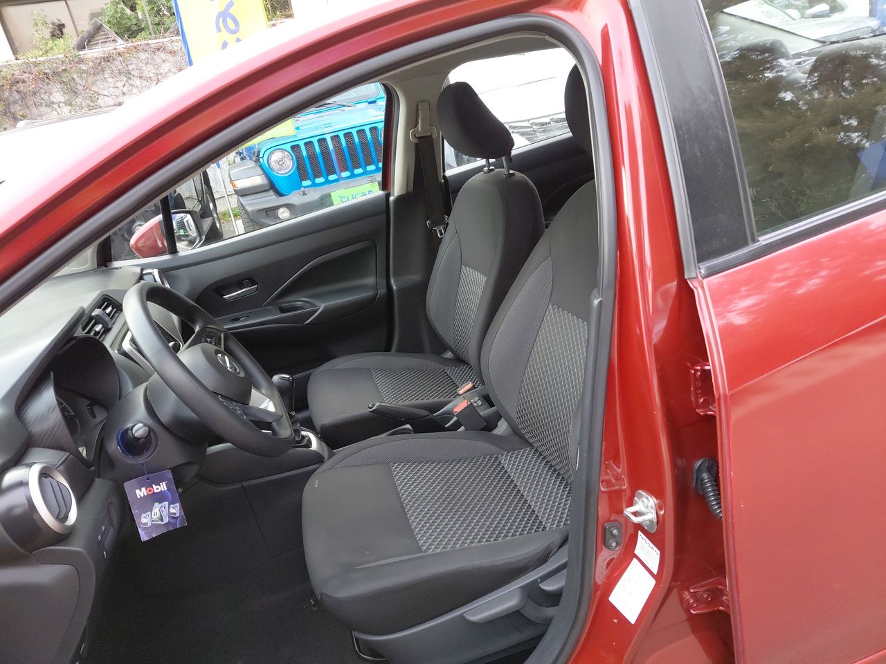 NISSAN - 22