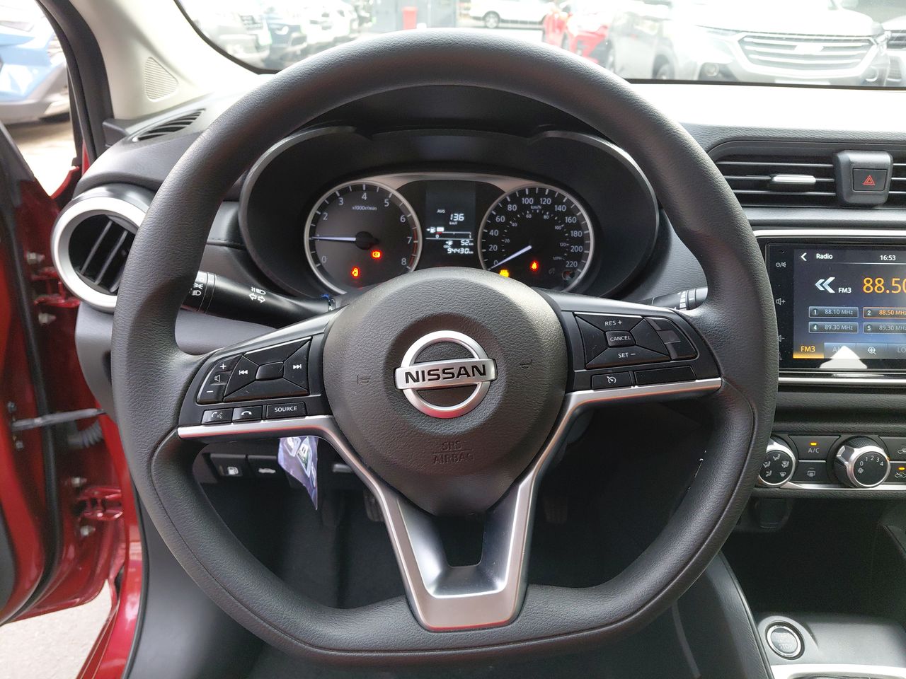 NISSAN - 23