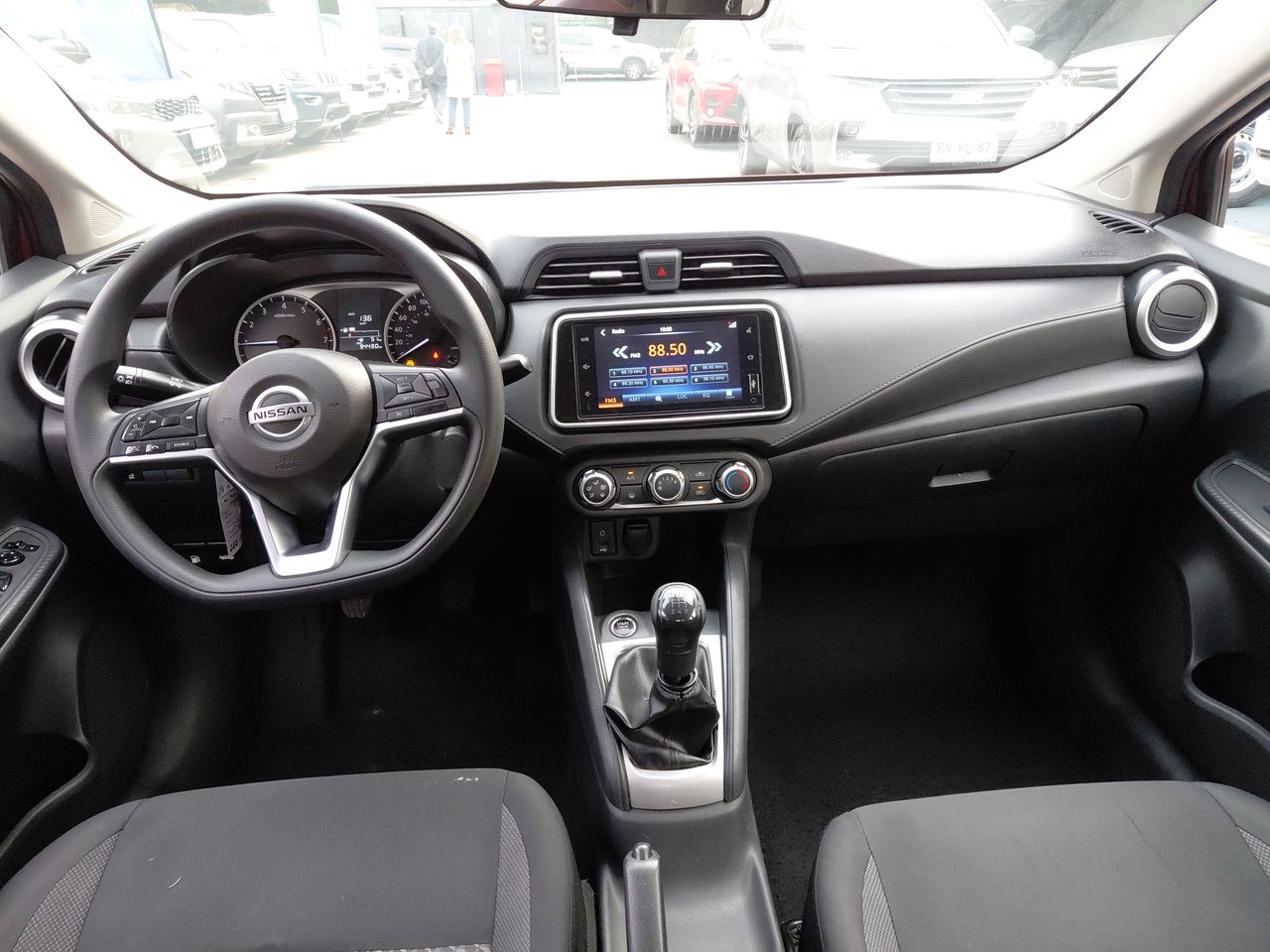 NISSAN - 9