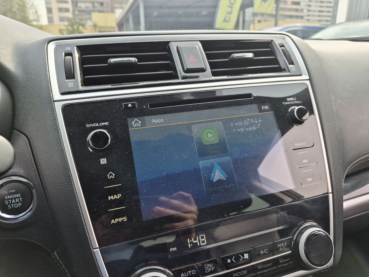 Subaru Outback — foto 20 de 28